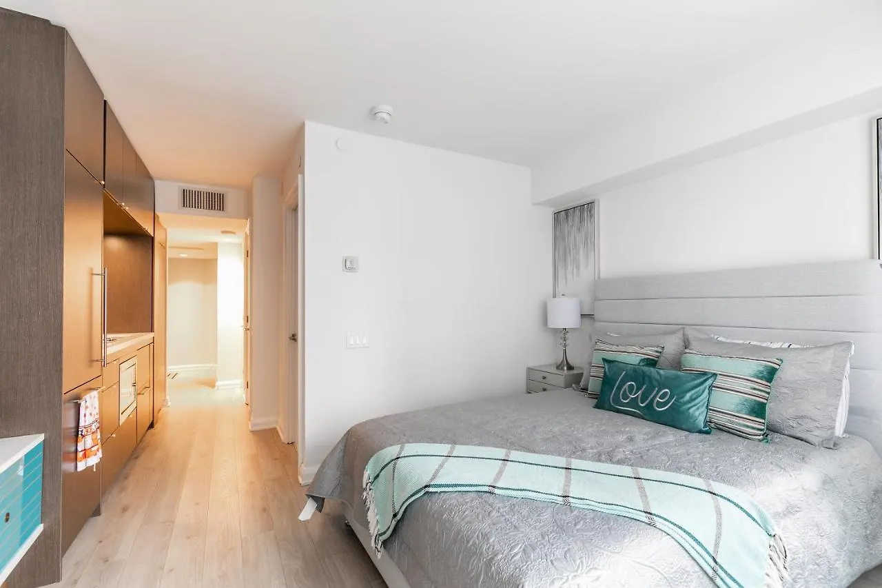 Marvelous Yorkville Apartment Toronto 0*,  Canada